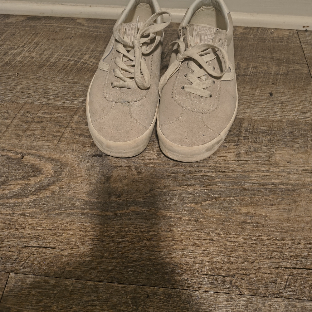 Vans Suede Sneakers in Light Gray